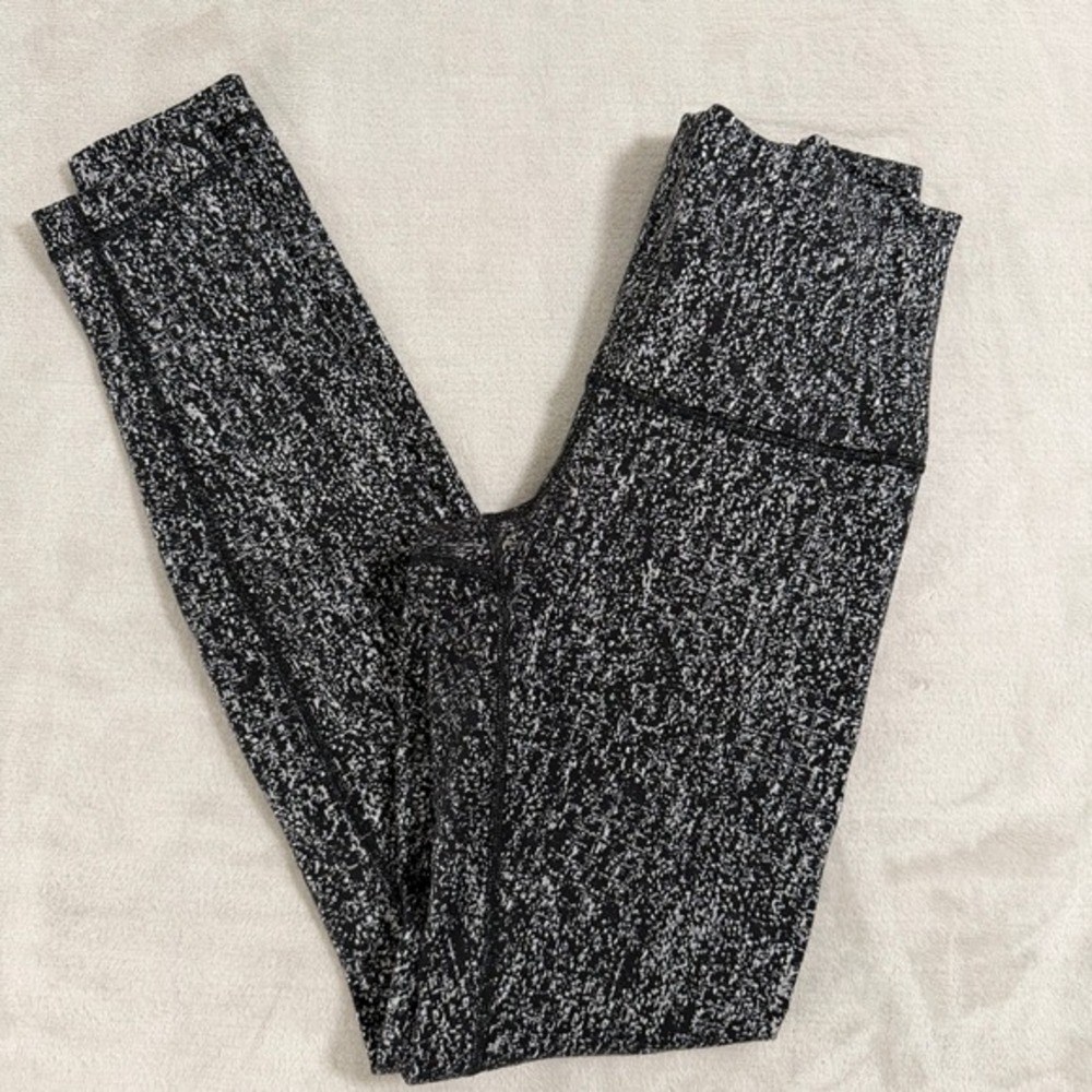 Lululemon Wunder Under High-Rise Tights‎ Black White Static Glitch Print Size 6